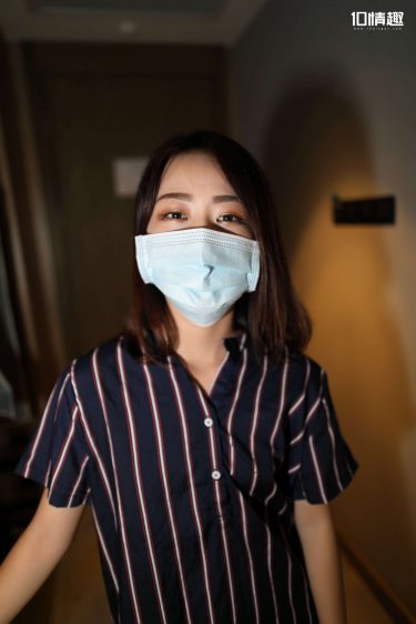 色男女